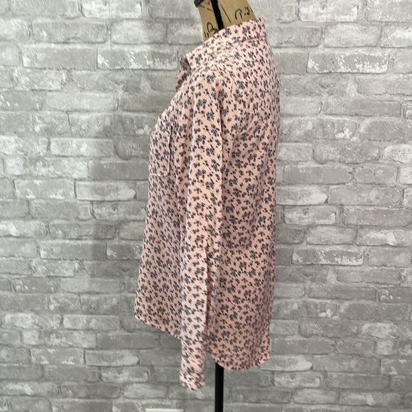 Billy T Floral Button Down Shirt - Picture 3 of 6